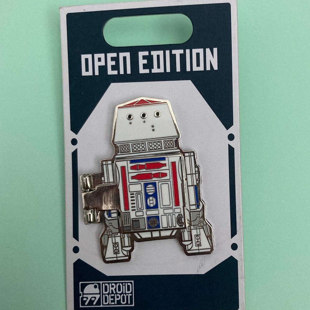 R2-D2 Star Wars Pin BNWT